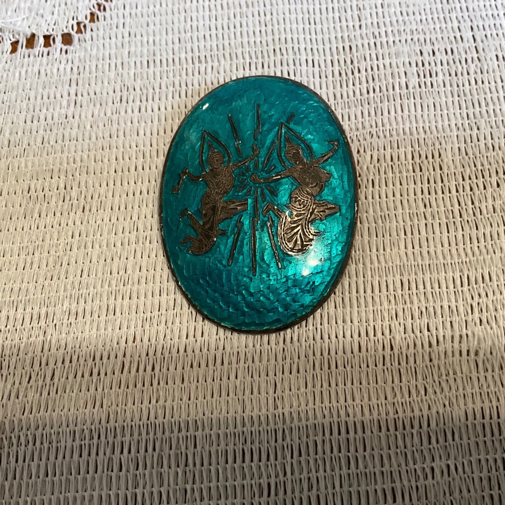 Vintage Siam Sterling Silver Turquoise Enamel Mekkala‎ Ramasoon Oval Brooch Pin